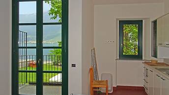 Holideal Campione Bed & Surf