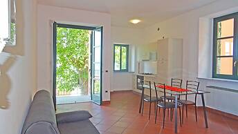 Holideal Campione Bed & Surf