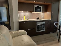 Amazing Royal Suites Yorkville