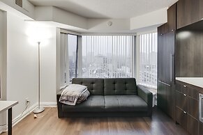 Amazing Royal Suites Yorkville