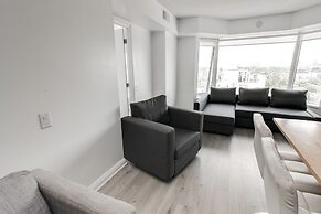 Amazing Royal Suites Yorkville