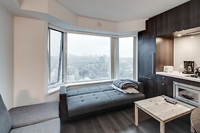 Amazing Royal Suites Yorkville