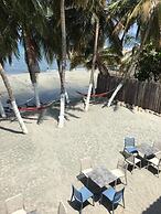 The Cantamar Beach Hostel