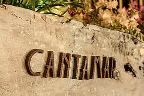The Cantamar Beach Hostel