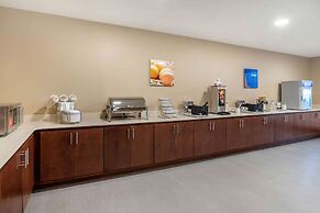 Comfort Inn and Suites Ames near ISU Campus