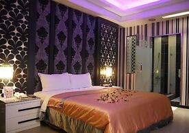 Roman Vacation Motel