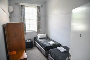 Castlereagh Hotel