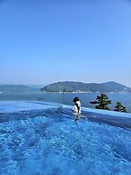 Hotel SangSang & Private SangSang Pool Villa