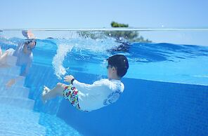 Hotel SangSang & Private SangSang Pool Villa