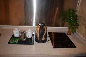 Lingnaying Business Apartment