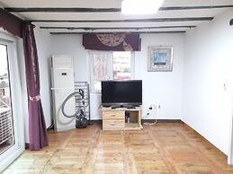 Lime Orange Vill Pension