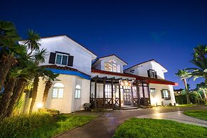 Lime Orange Vill Pension