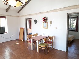 Lime Orange Vill Pension