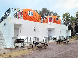 Lime Orange Vill Pension