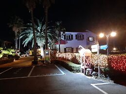 Lime Orange Vill Pension