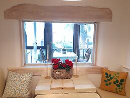 Lime Orange Vill Pension