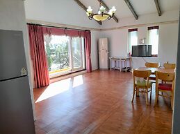 Lime Orange Vill Pension