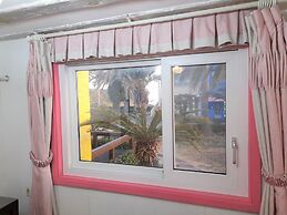 Lime Orange Vill Pension