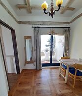 Lime Orange Vill Pension