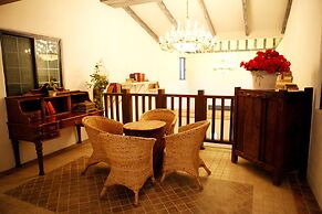 Lime Orange Vill Pension