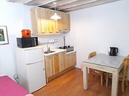 Lime Orange Vill Pension