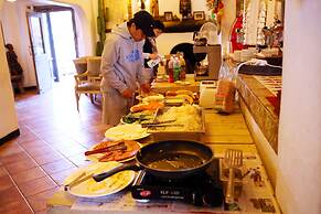 Lime Orange Vill Pension