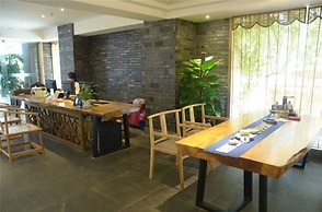 Jiali Inn Width Alley Branch