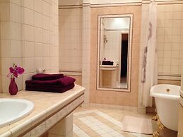 Center City Flats - Hermitage