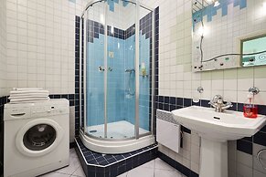 Center City Flats Central on Zhukovskovo 18