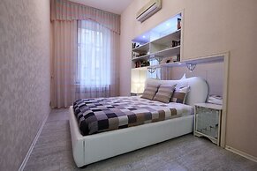 Center City Flats Central on Zhukovskovo 18