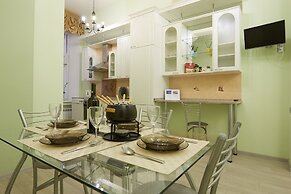 Center City Flats Central on Zhukovskovo 18