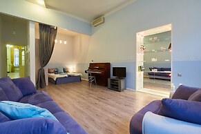 Center City Flats Central on Zhukovskovo 18