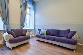 Center City Flats Central on Zhukovskovo 18