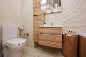 Center City Flats on Zhukovskovo 12