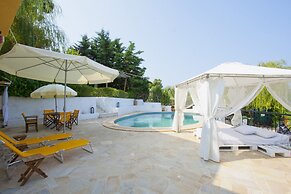 Bozis Private Pool Villa by Halkidiki Villas