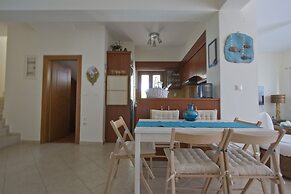 Bozis Private Pool Villa by Halkidiki Villas