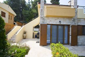 Bozis Private Pool Villa by Halkidiki Villas