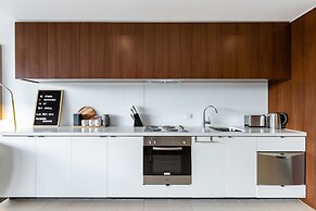Ella, 1BDR Melbourne Apartment