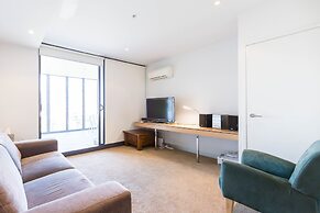 Leila, 1BDR Melbourne Apartment