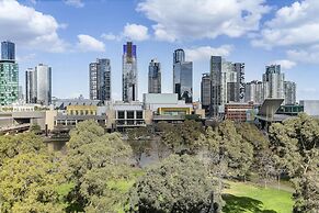 Leila, 1BDR Melbourne Apartment