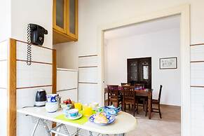 Explore the Amalfi Coast from a Cosy Home in Sorrento Centre