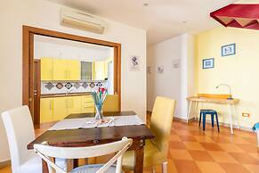 Lovely apt in Sorrento Old town Close to the Beach