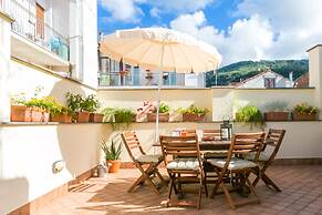 Lovely apt in Sorrento Old town Close to the Beach