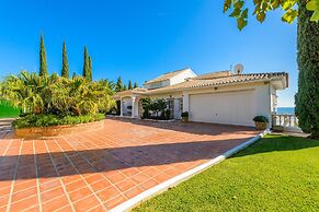 Cubo's Villa las Colinas