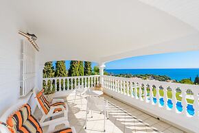 Cubo's Villa las Colinas