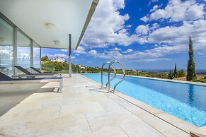 Cubo's Villa el Meandro