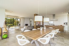 Cubo's Villa el Meandro