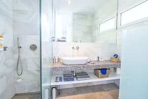 Cubo's Villa el Meandro