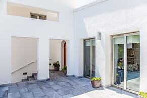 Cubo's Villa el Tejar