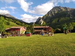 Alojamientos Rurales Valle de Bueida